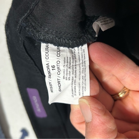 New GLORIA VANDERBILT..AMANDA..STRETCH..BLACK..SLIMMING..DENIM JEANS..16Short - Picture 5 of 7